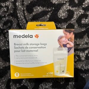 Modela breast milk storage bags